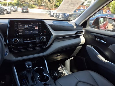 2021 Toyota Highlander Hybrid XLE