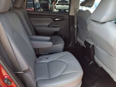 2021 Toyota Highlander Hybrid XLE