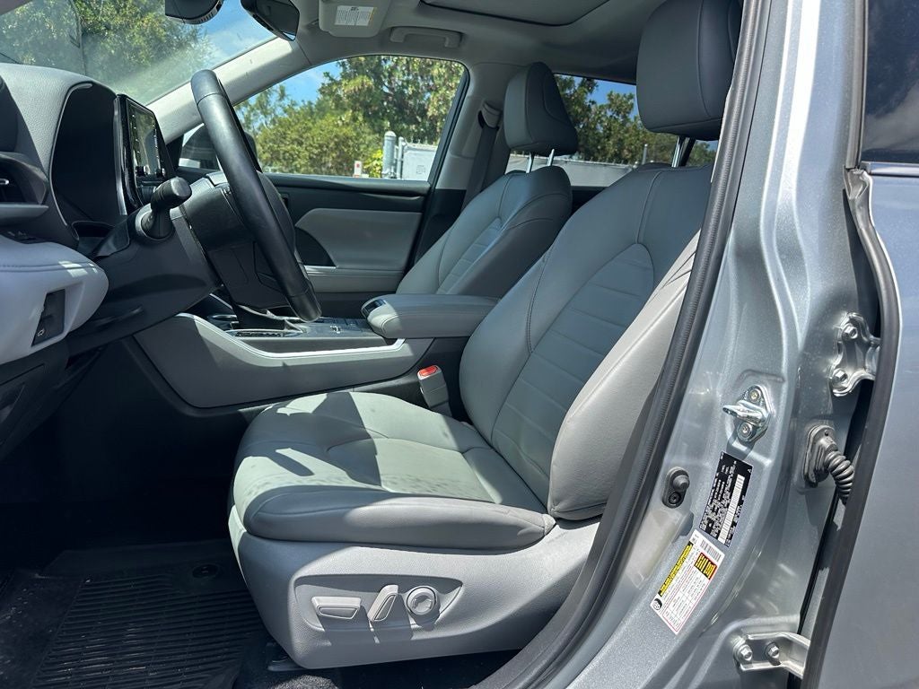 2022 Toyota Highlander XLE