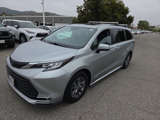 2021 Toyota Sienna XLE 8 Passenger