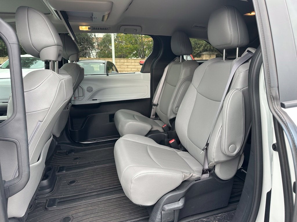 2025 Toyota Sienna XLE 7 Passenger