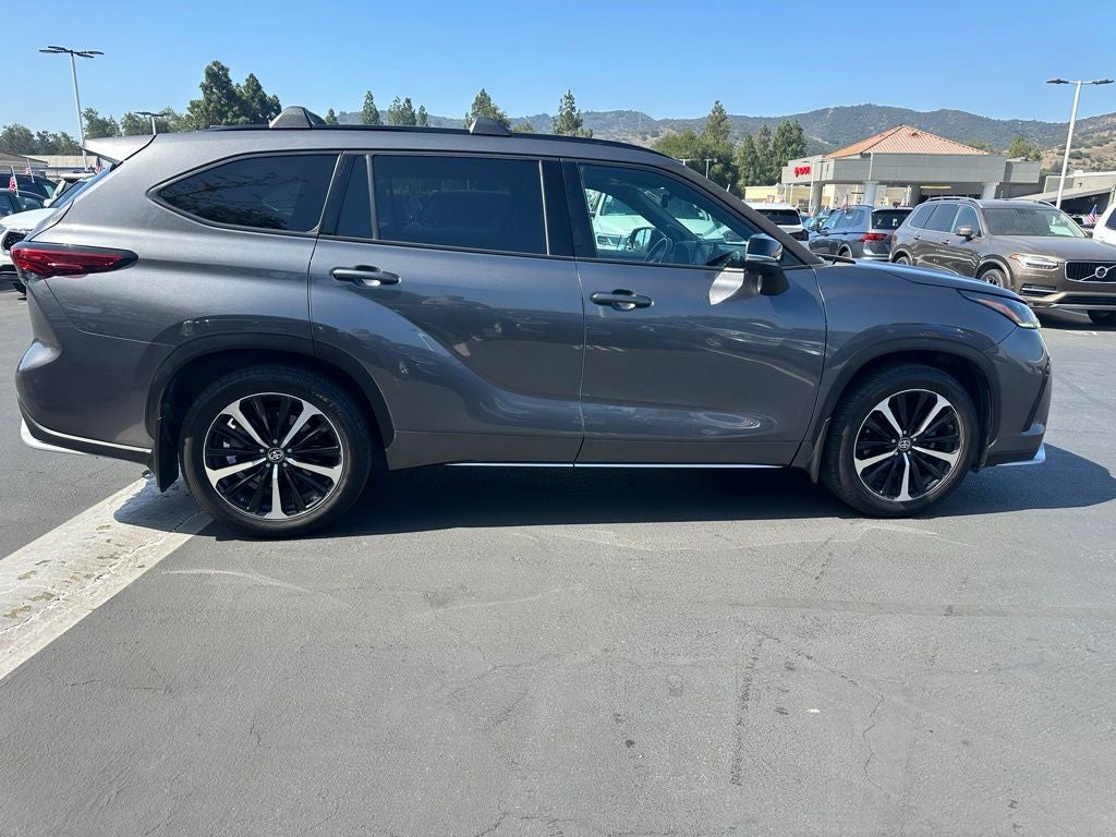 2021 Toyota Highlander XSE