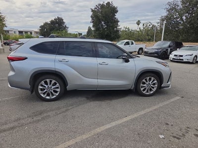 2021 Toyota Highlander XSE