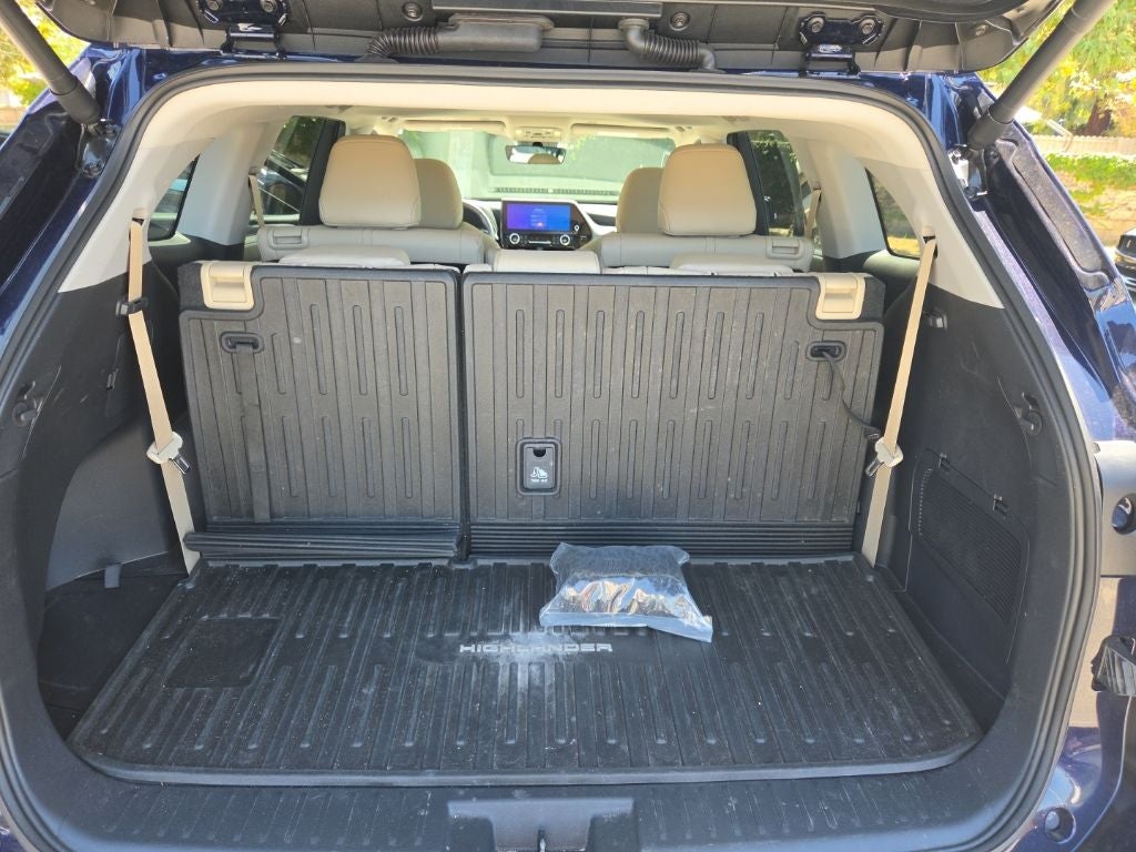 2025 Toyota Highlander Hybrid XLE