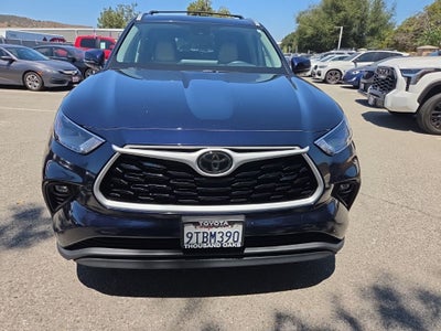 2025 Toyota Highlander Hybrid XLE