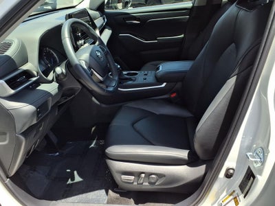 2026 Toyota Highlander Hybrid XLE