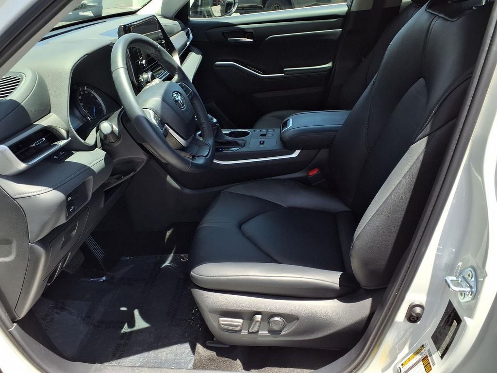 2026 Toyota Highlander Hybrid XLE