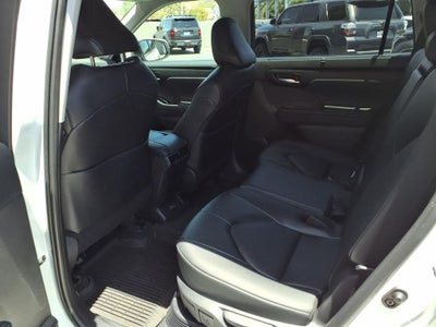 2026 Toyota Highlander Hybrid XLE