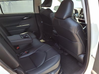2026 Toyota Highlander Hybrid XLE