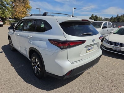 2026 Toyota Highlander Hybrid XLE