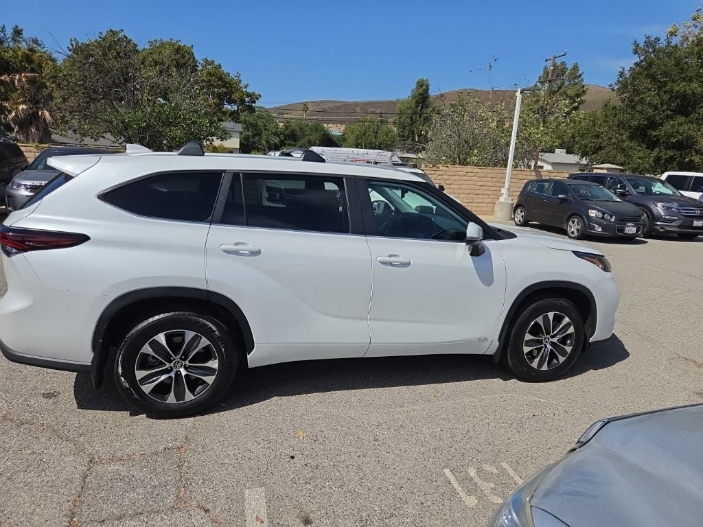 2026 Toyota Highlander Hybrid XLE