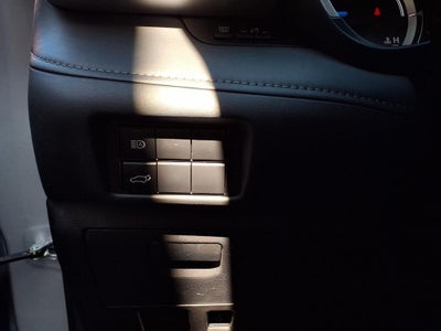 2025 Toyota Highlander Hybrid XLE