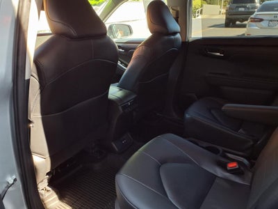 2025 Toyota Highlander Hybrid XLE