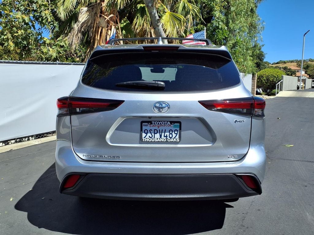 2025 Toyota Highlander Hybrid XLE