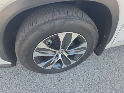 2026 Toyota Highlander Hybrid XLE