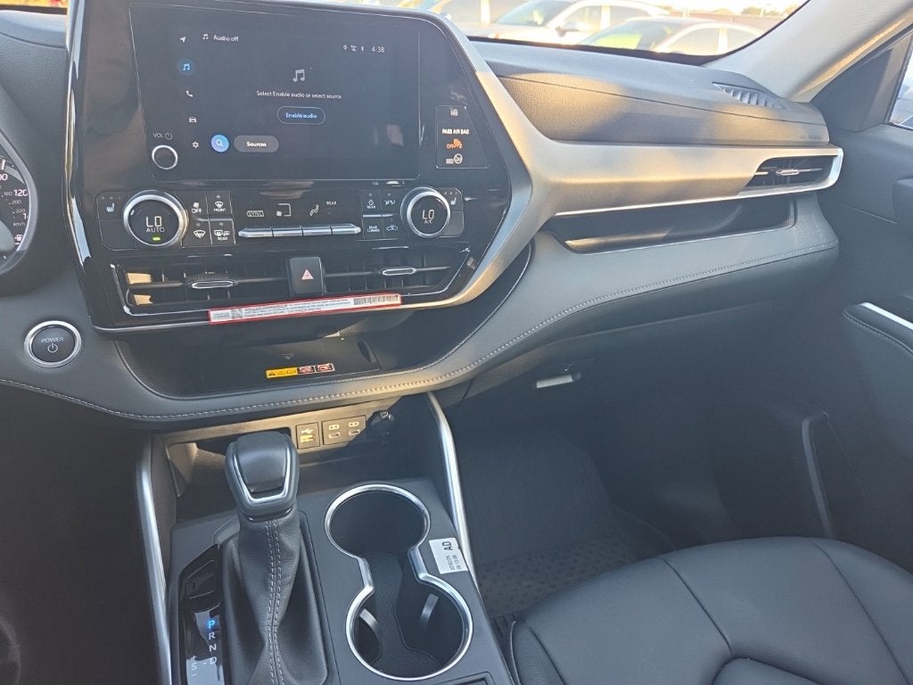 2026 Toyota Highlander Hybrid XLE