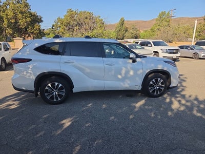 2026 Toyota Highlander Hybrid XLE