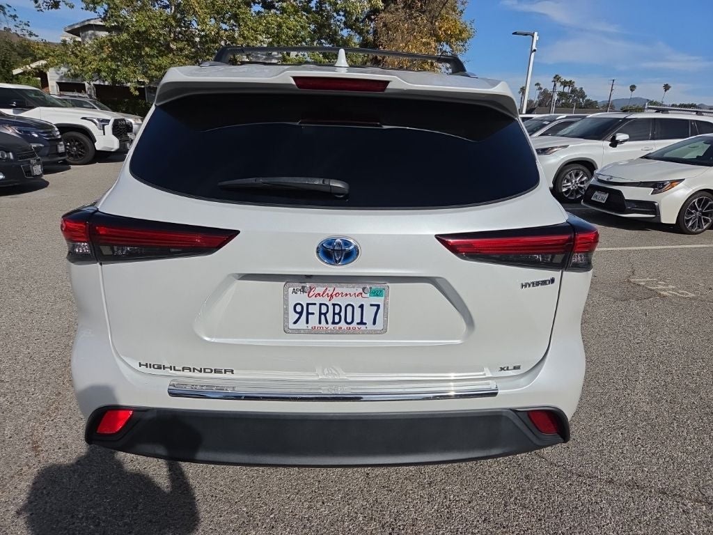 2023 Toyota Highlander Hybrid XLE