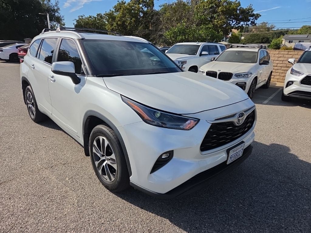 2023 Toyota Highlander Hybrid XLE