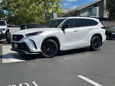 2024 Toyota Highlander XSE