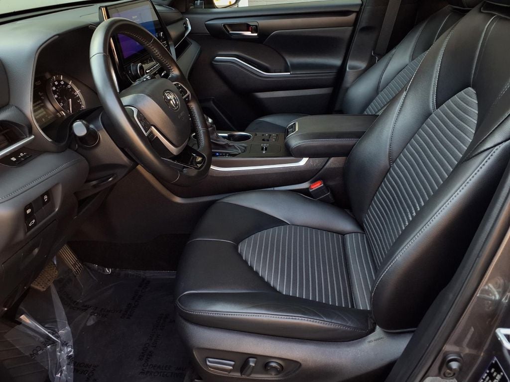2024 Toyota Highlander XSE