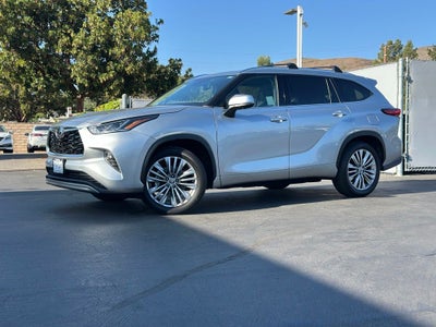 2023 Toyota Highlander Platinum
