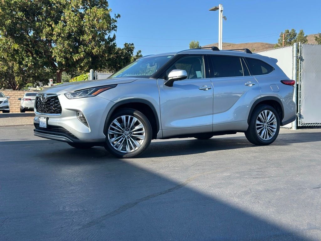 2023 Toyota Highlander Platinum