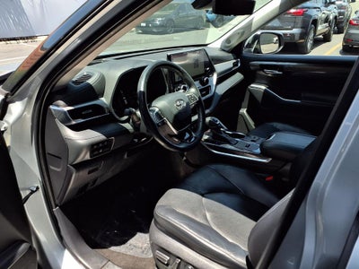 2023 Toyota Highlander Platinum