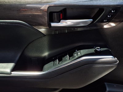 2023 Toyota Highlander Platinum