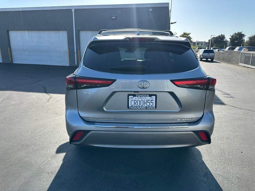 2023 Toyota Highlander Platinum