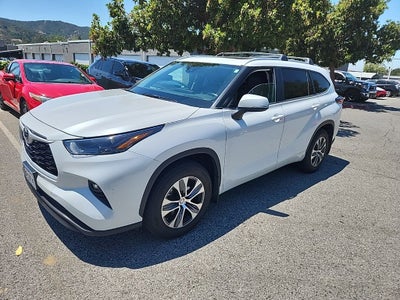 2024 Toyota Highlander XLE