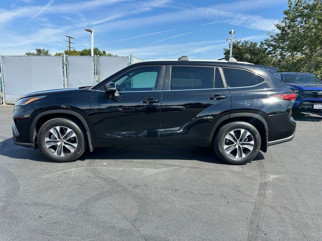 2023 Toyota Highlander XLE