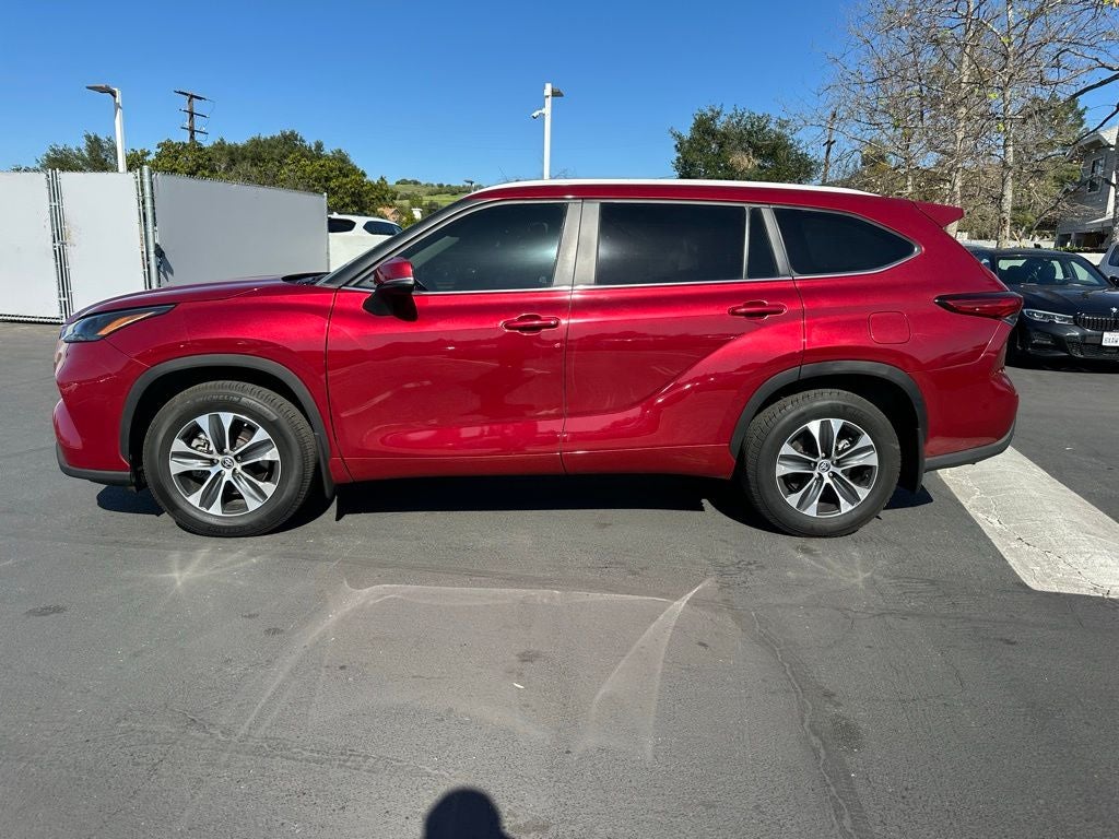 2023 Toyota Highlander XLE