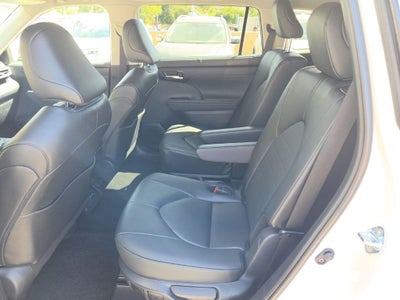 2026 Toyota Highlander XLE