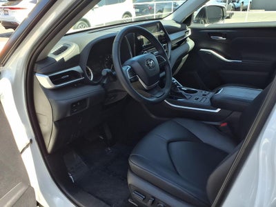 2026 Toyota Highlander XLE