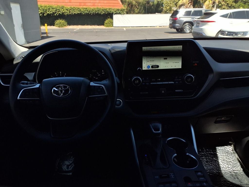 2026 Toyota Highlander XLE