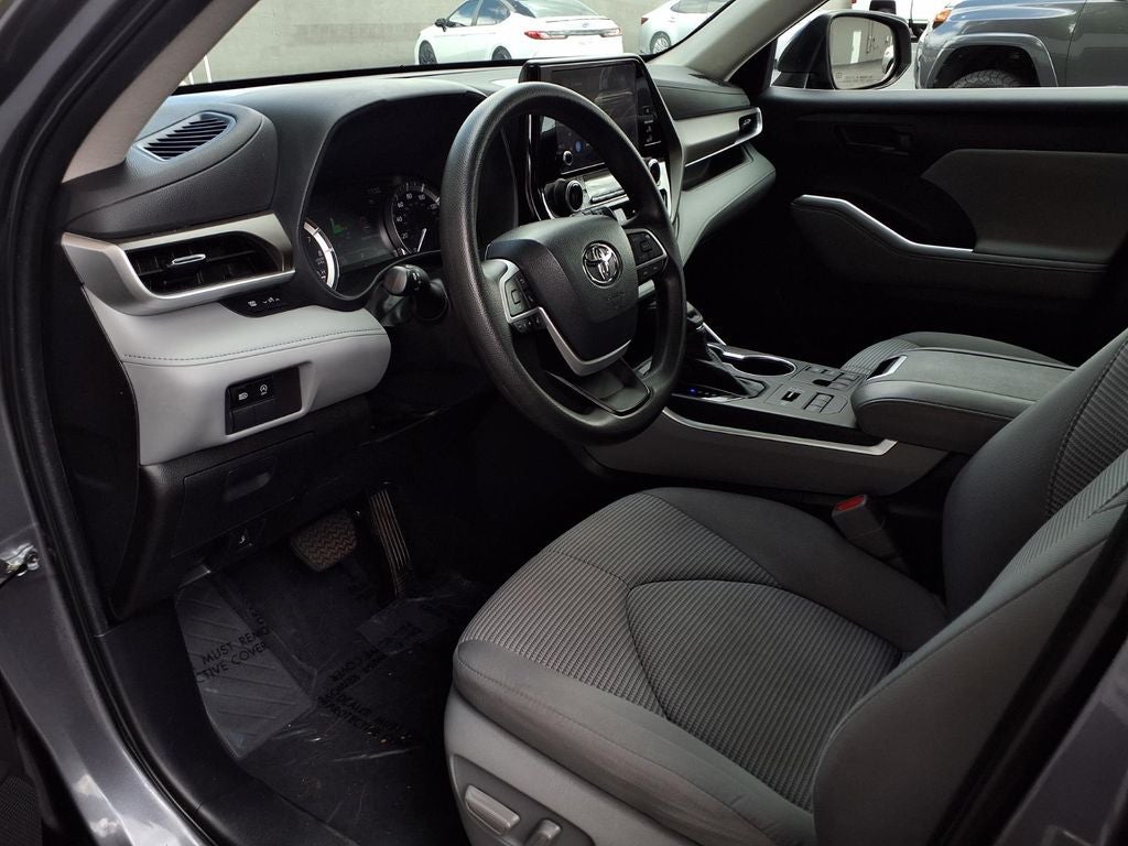 2023 Toyota Highlander L