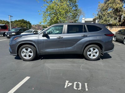 2023 Toyota Highlander L