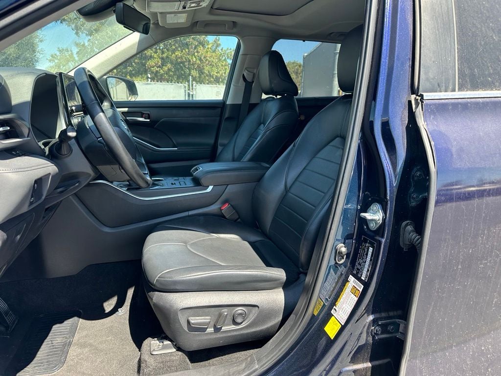 2023 Toyota Highlander XLE
