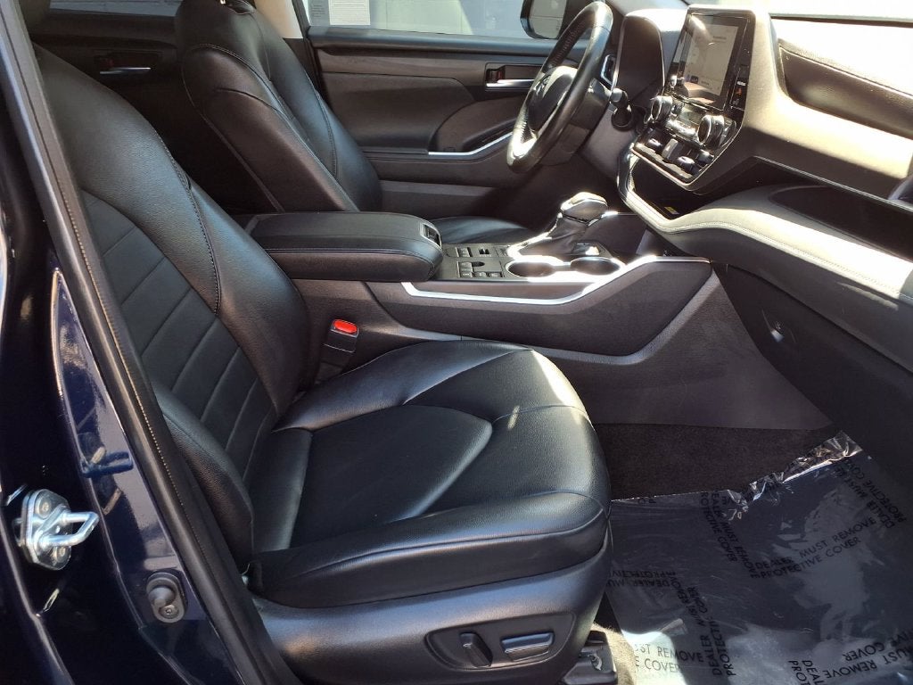 2023 Toyota Highlander XLE