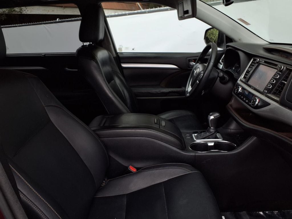 2014 Toyota Highlander XLE V6
