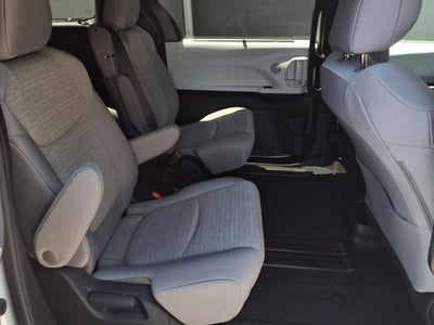 2026 Toyota Sienna LE 8 Passenger