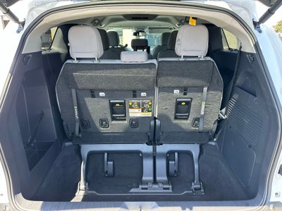 2026 Toyota Sienna LE 8 Passenger