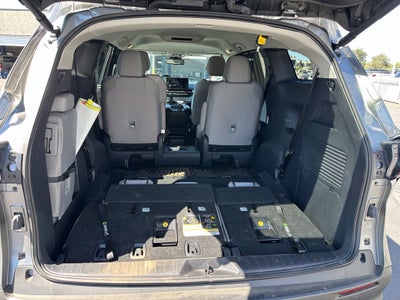 2026 Toyota Sienna LE 8 Passenger