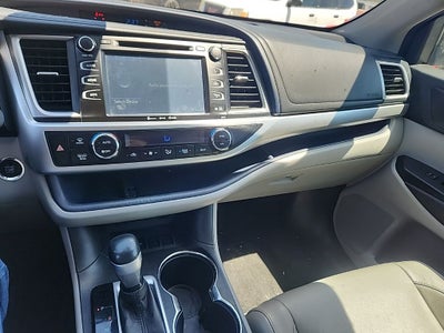 2017 Toyota Highlander XLE