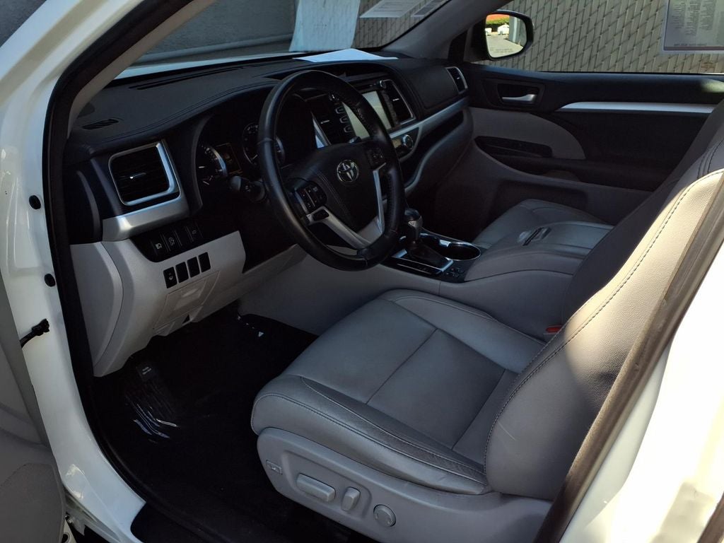 2017 Toyota Highlander XLE