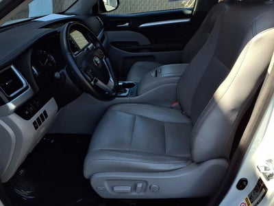2017 Toyota Highlander XLE