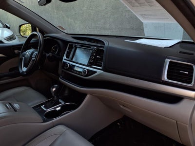 2017 Toyota Highlander XLE