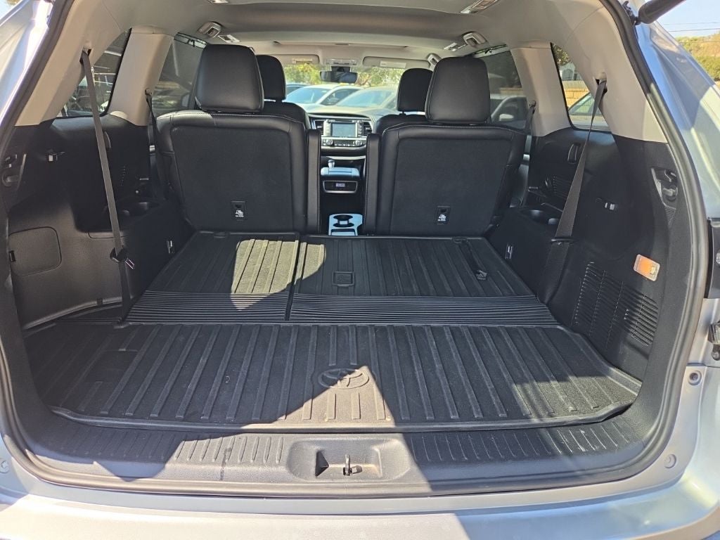 2018 Toyota Highlander SE