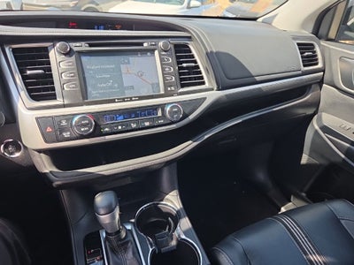 2018 Toyota Highlander SE
